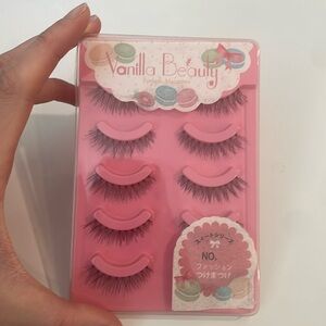 Brand New! 5 pairs of false eyelash